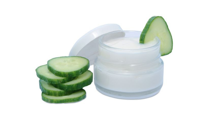 Soins du visage et mouchoirs